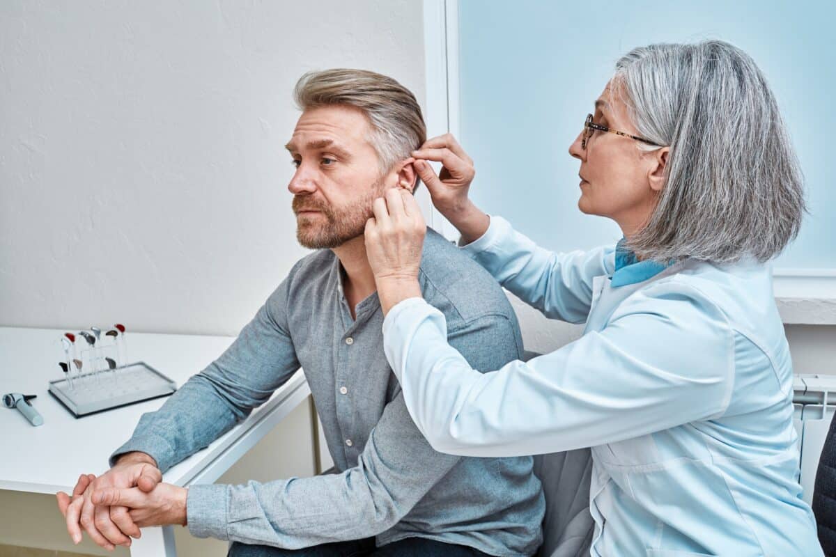 Pourquoi consulter un audioprothésiste pour vos problèmes auditifs ?