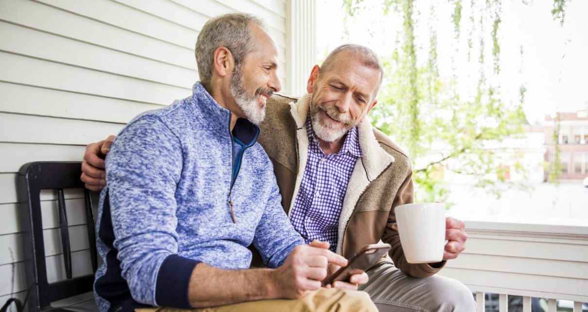 rencontre entre senior gay