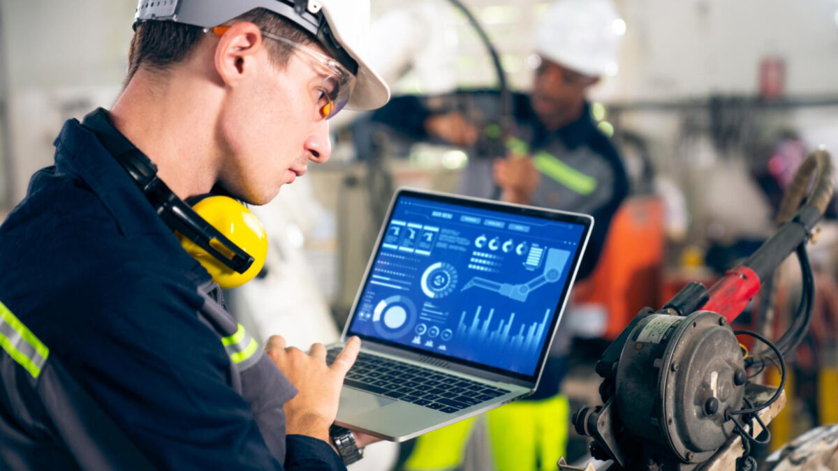 Gagnez en efficacité avec une solution GMAO pour la maintenance industrielle